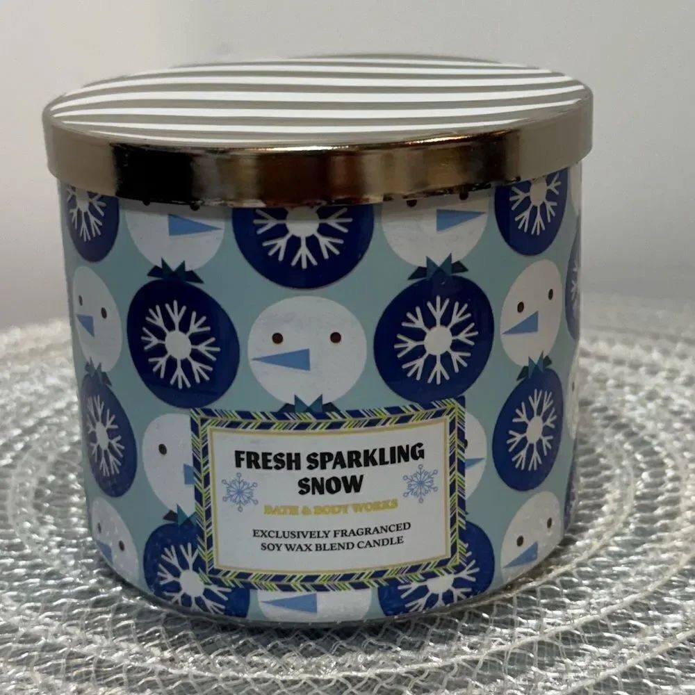BBW Fresh Sparkling Snow 3 Wick Scented Candle NWT